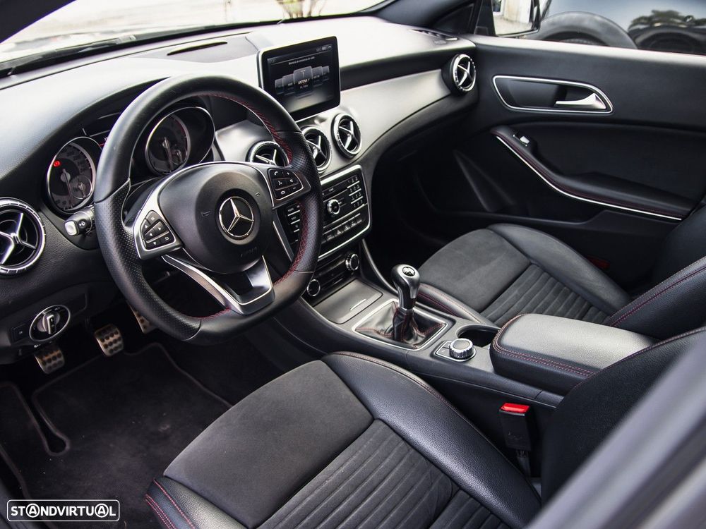 Mercedes-Benz CLA 180 d Shooting Brake AMG Line - 4