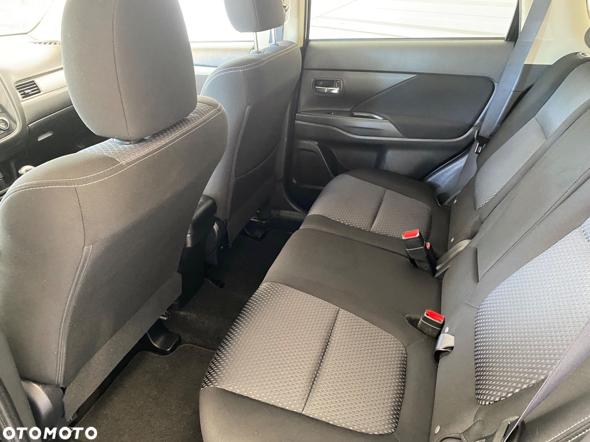 Mitsubishi Outlander 2.0 2WD Edition 100 - 19