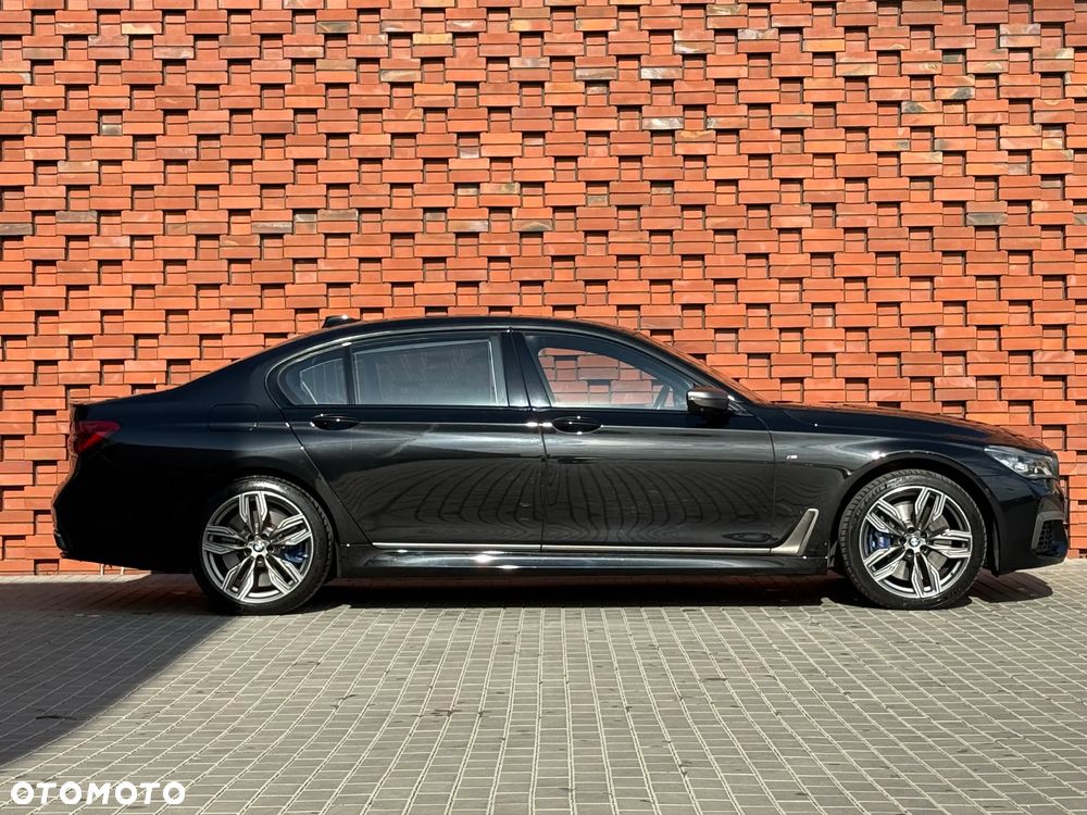 BMW Seria 7 - 8