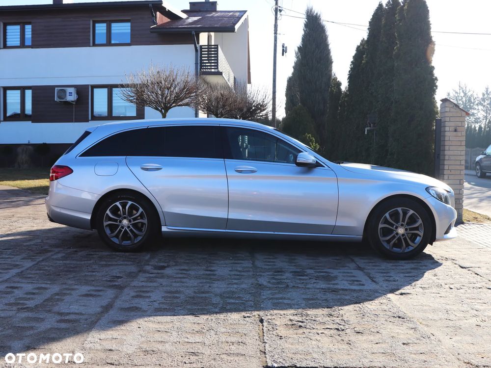 Mercedes-Benz Klasa C 180 Avantgarde - 17