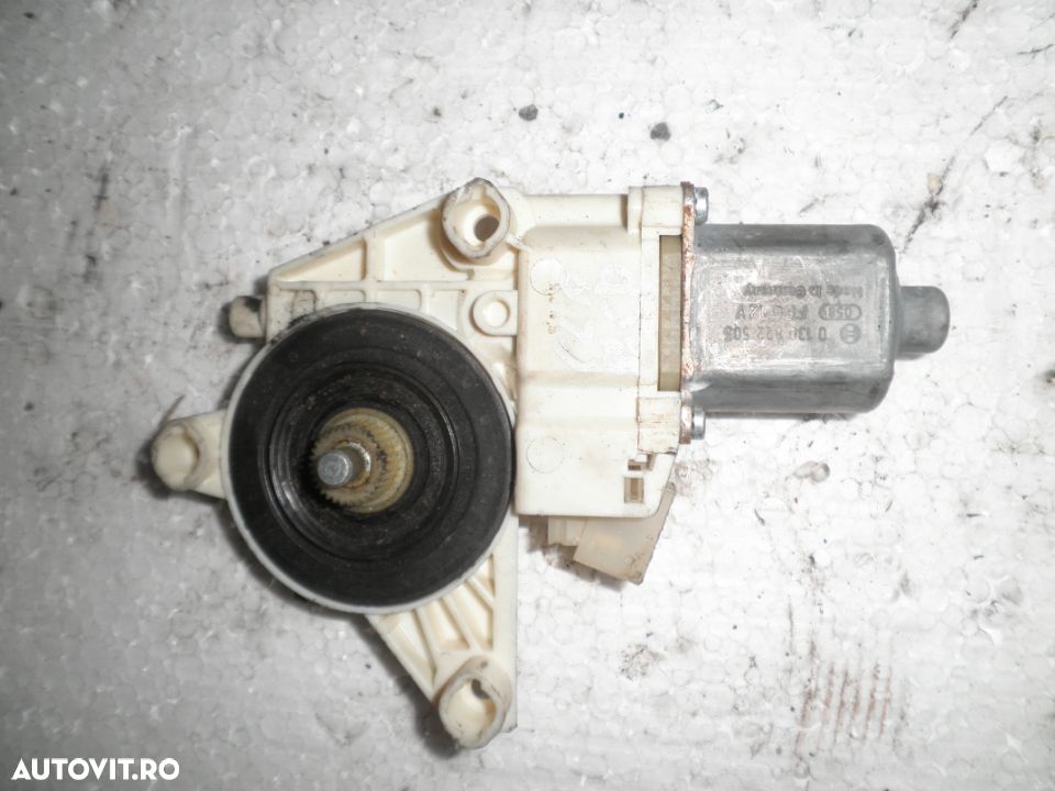 Motoras Macara Geam Stanga Spate  Mercedes C Class W204 , E Class W212 a2048200542