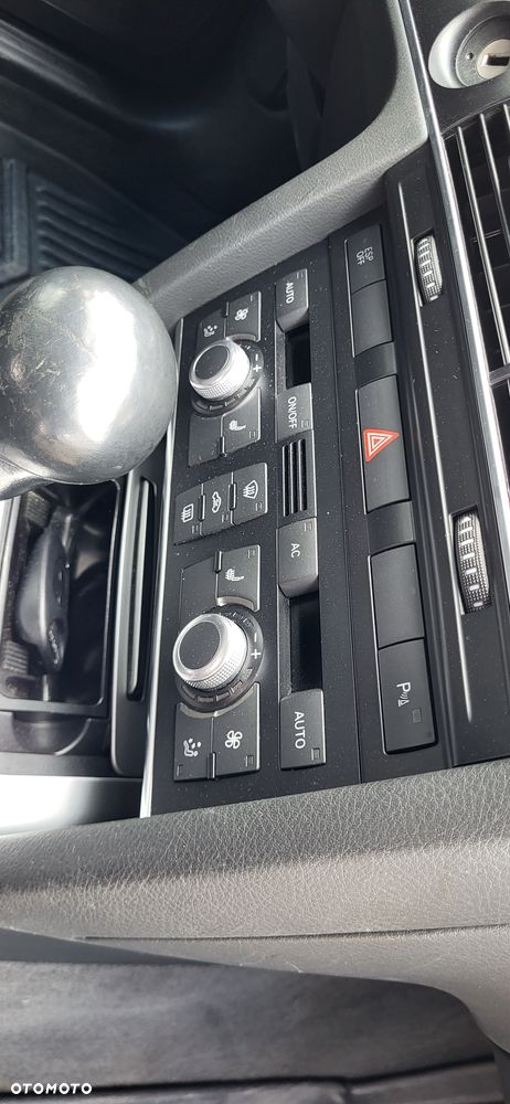 Audi A6 Avant 2.0 TDI DPF multitronic - 6