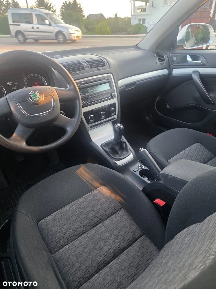 Skoda Octavia 1.9 TDI DPF Classic - 11