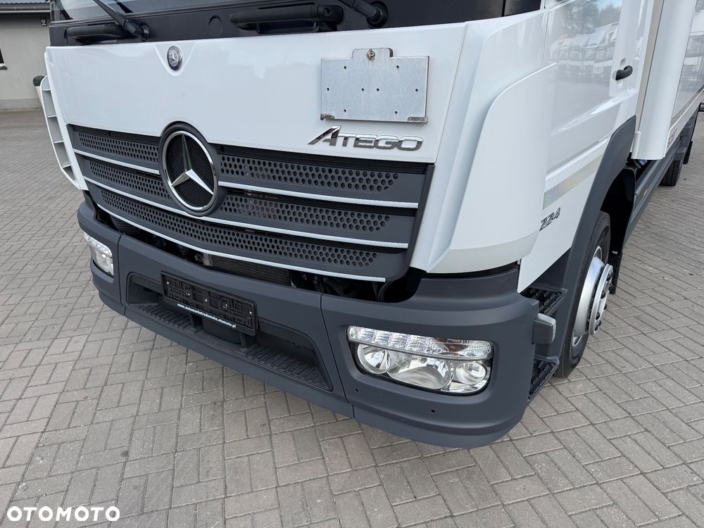 Mercedes-Benz ATEGO - 16