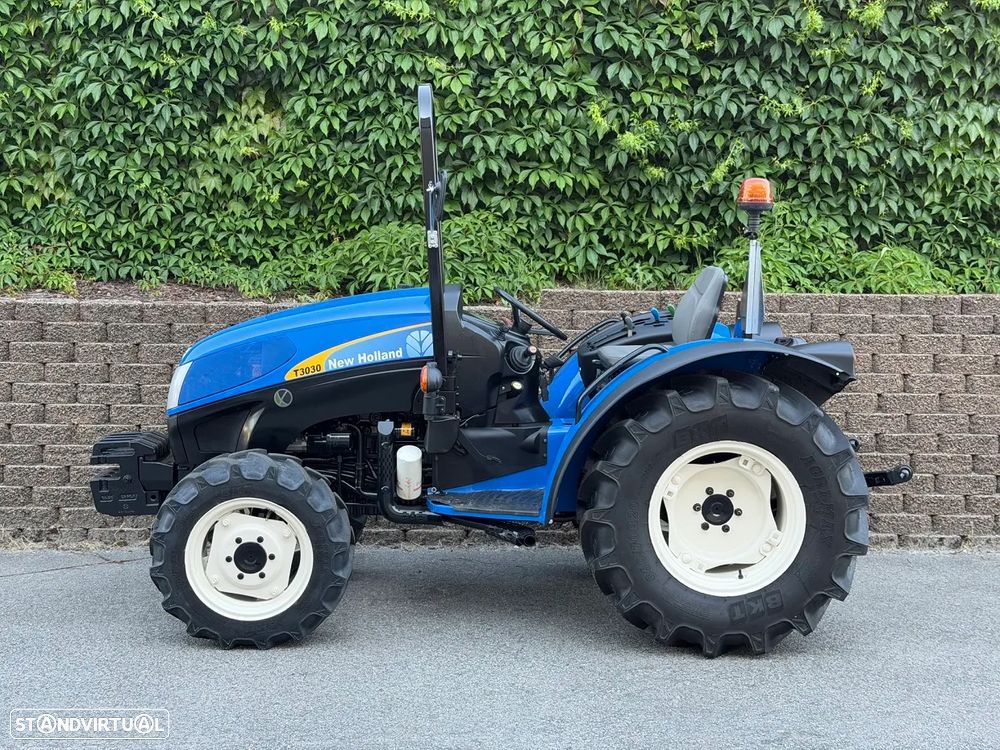 New Holland T3030 4RM - 15