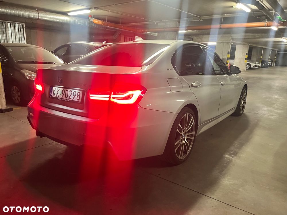 BMW Seria 3 330e iPerformance M Sport Shadow - 3