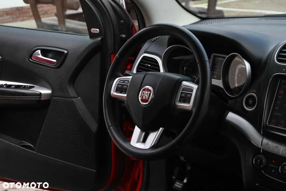 Fiat Freemont 2.0 Multijet 16V DPF Automatik Allrad Black Code - 24