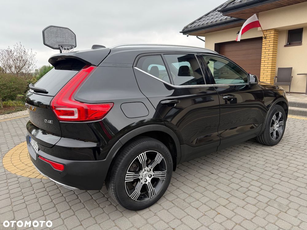 Volvo XC 40 D4 AWD Inscription - 4