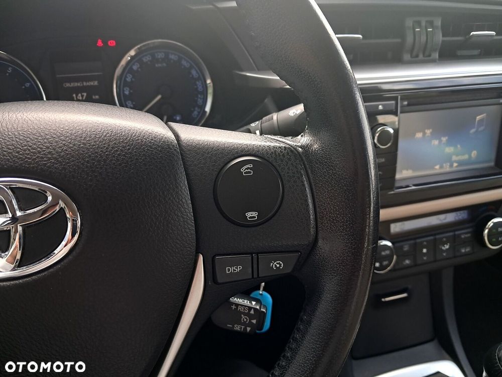 Toyota Corolla 1.6 Premium - 19