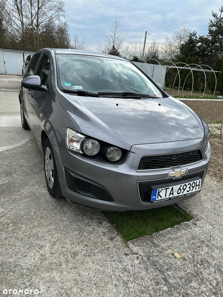 Chevrolet Aveo - 13