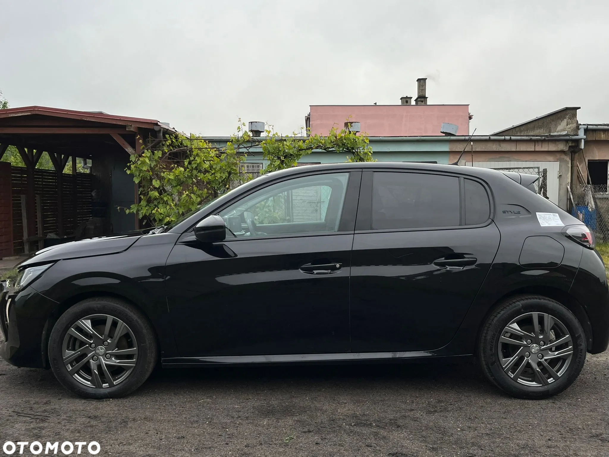 Peugeot 208 - 29