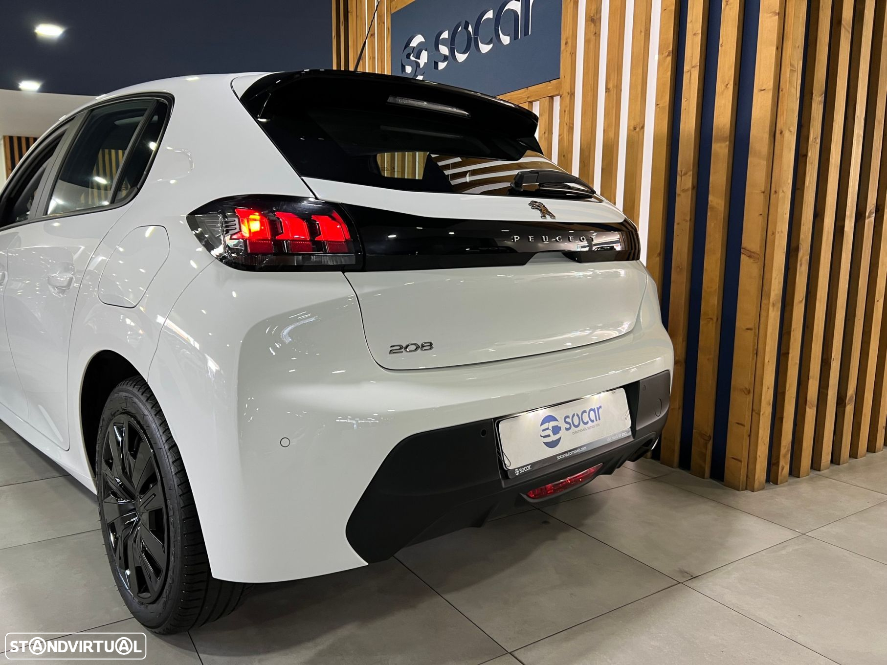 Peugeot 208 1.2 PureTech Active Pack - 6
