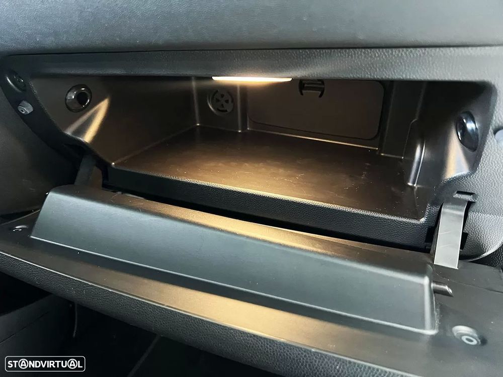 MINI 3 Portas Cooper SE Resolute Edition - 22