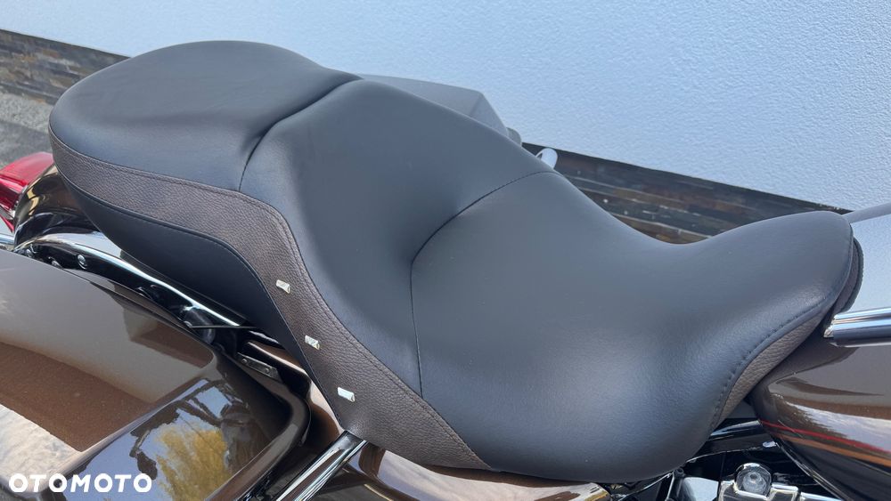 Harley-Davidson Touring Road King - 27