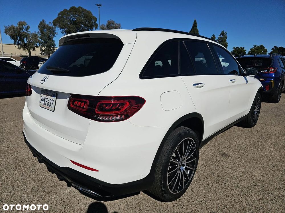 Mercedes-Benz GLC 300 4Matic 9G-TRONIC - 2