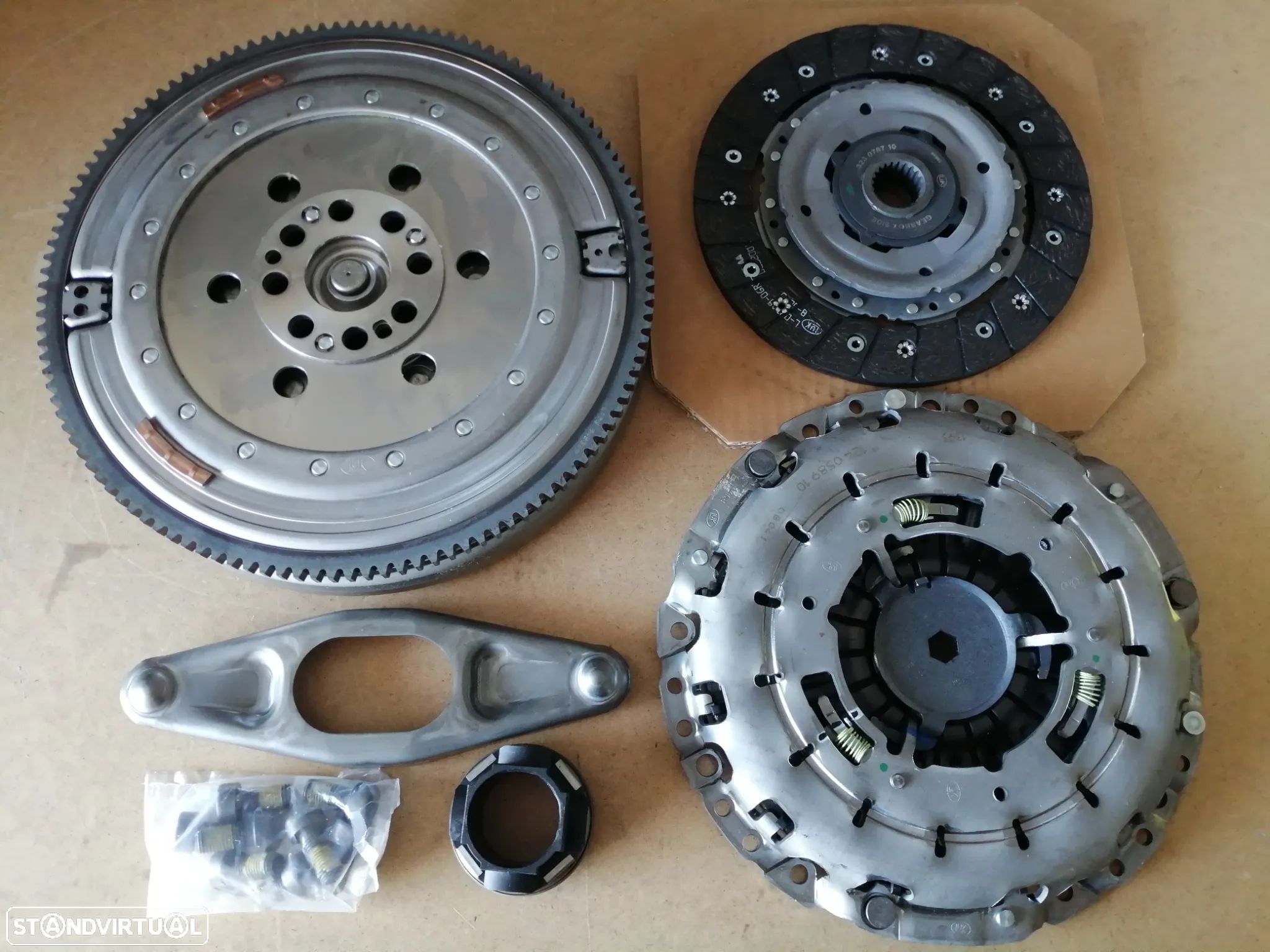 Kit de Embraiagem - BMW 1.6d e 2.0d   ( 316, 318d ) - 1