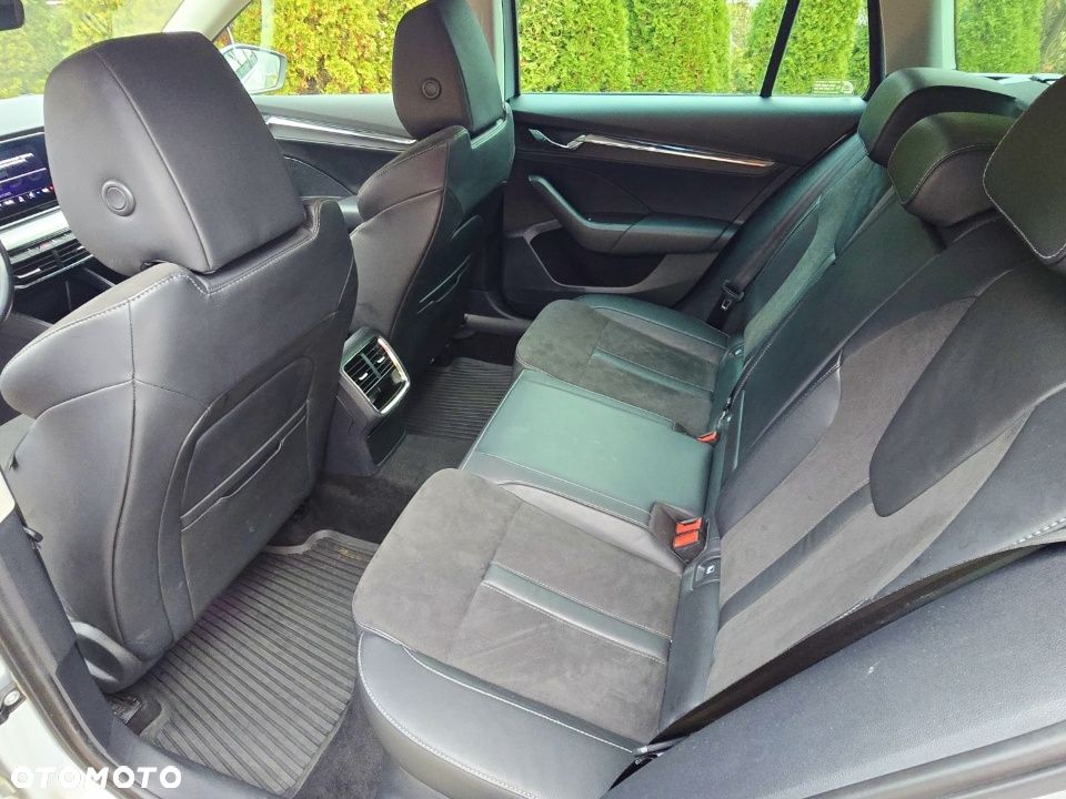 Skoda Octavia 2.0 TDI Style DSG - 6