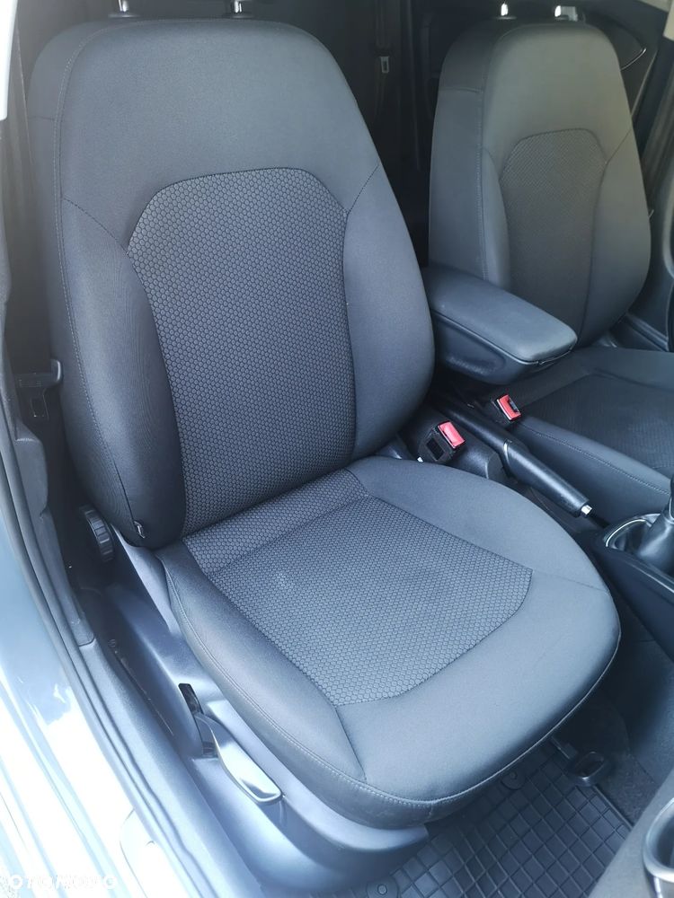 Audi A1 Sportback 1.0 TFSI ultra design - 24