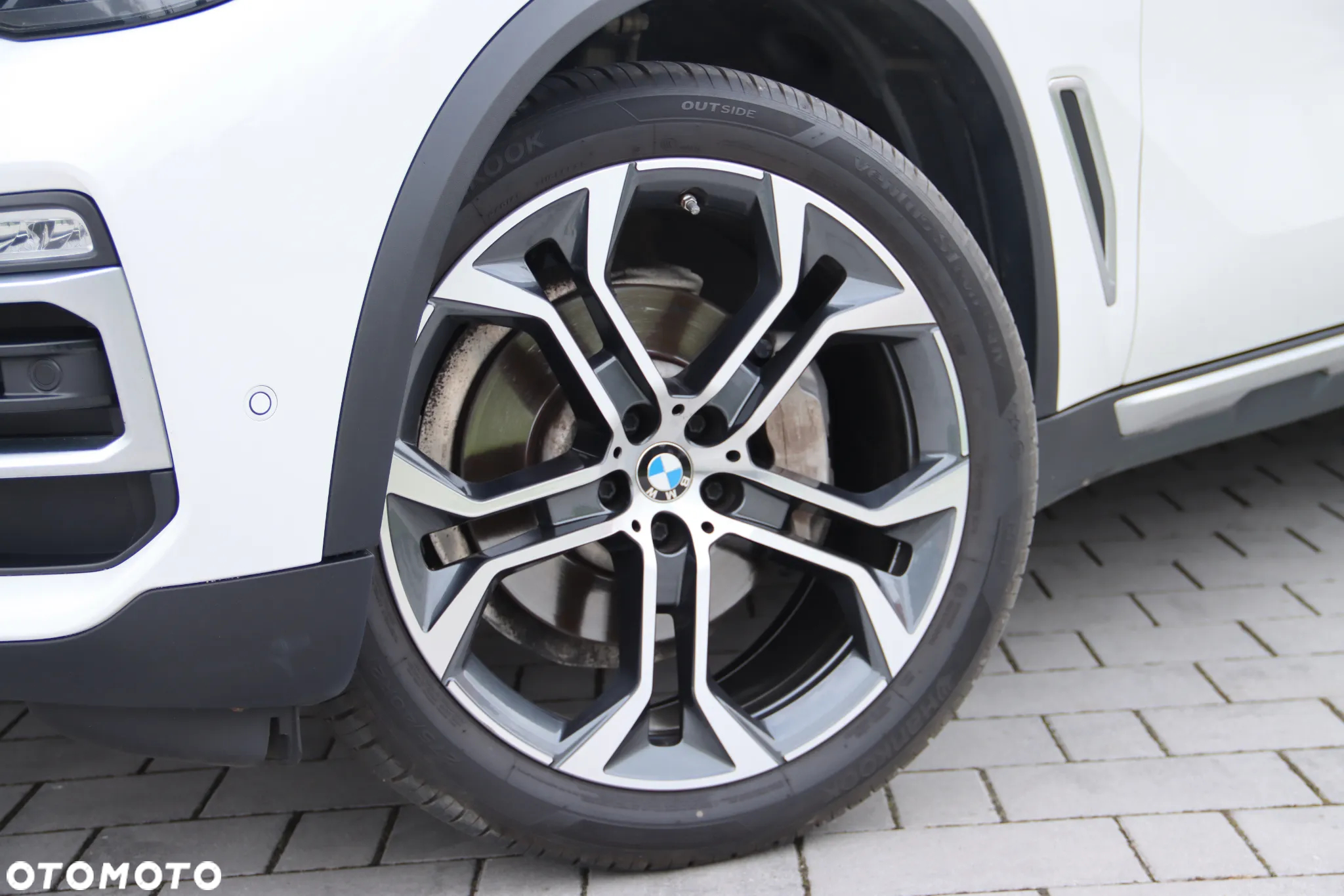 BMW X5 xDrive40i - 12
