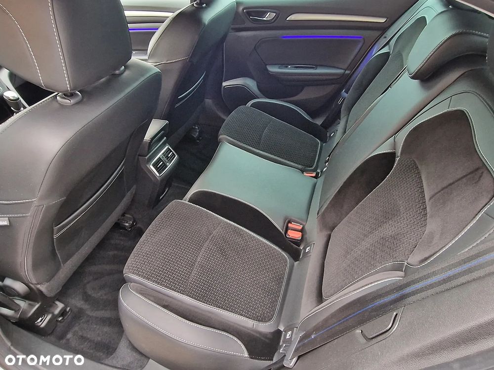 Renault Megane BLUE dCi 115 BOSE EDITION - 10