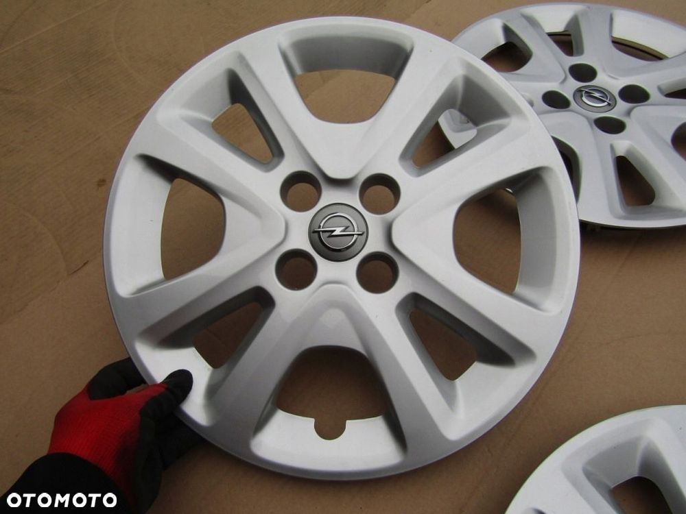 4x Kołpaki Strukturalne 15 Opel Corsa D E Adam Meriva Karl 4x100 - 12