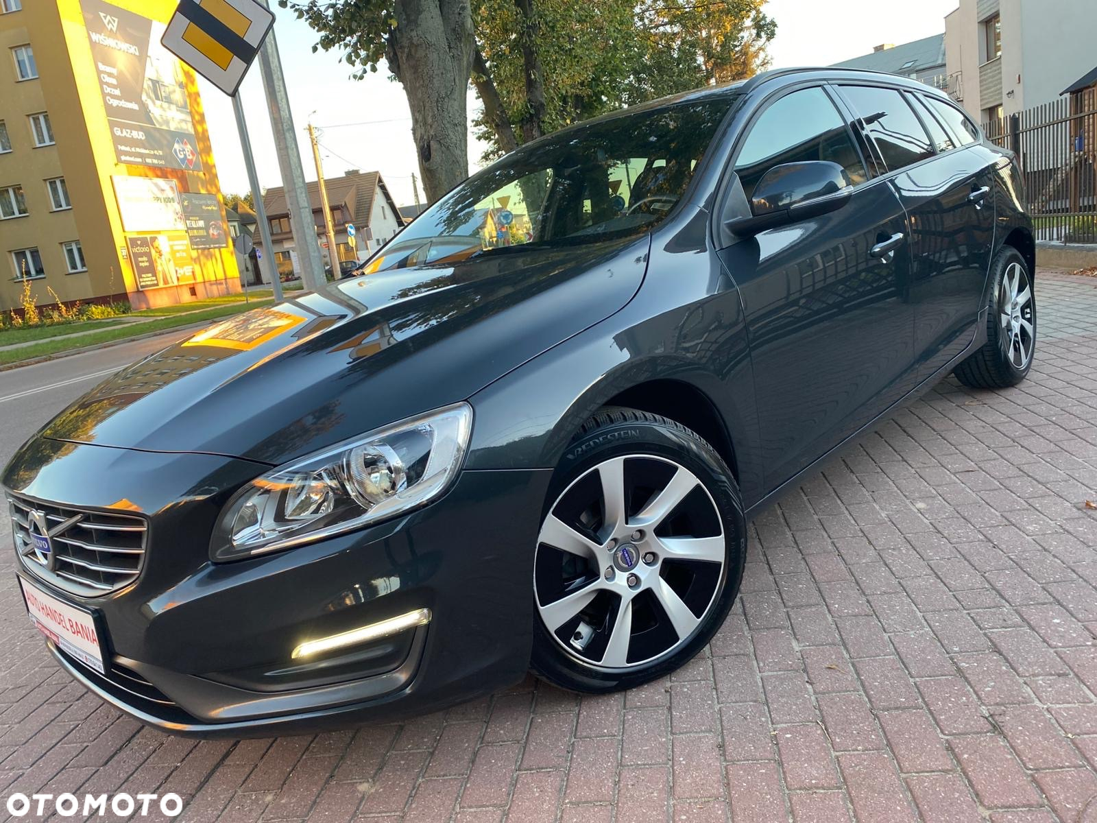 Volvo V60 D3 Edition - 33