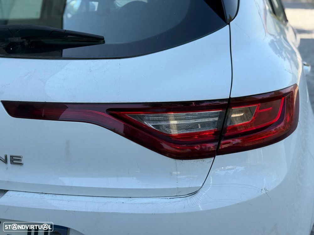 Farolim Trás Direito Renault Megane IV Ano 2017 - 2