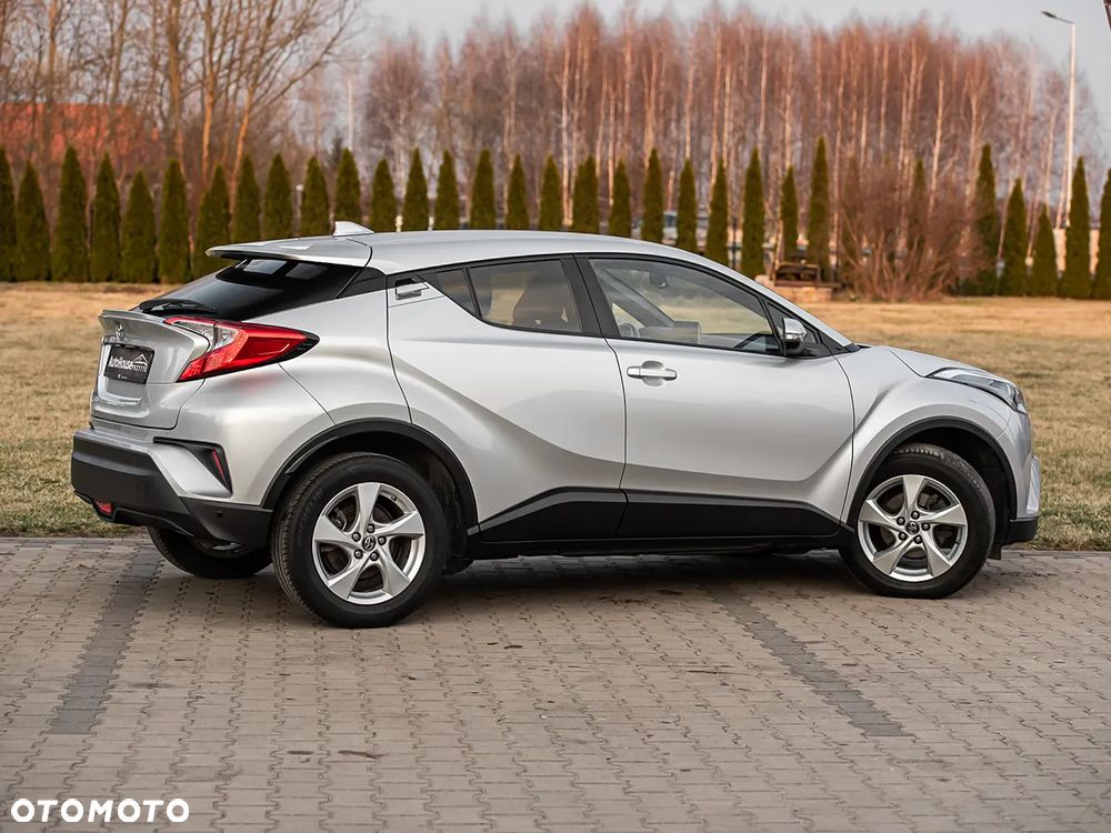 Toyota C-HR - 13
