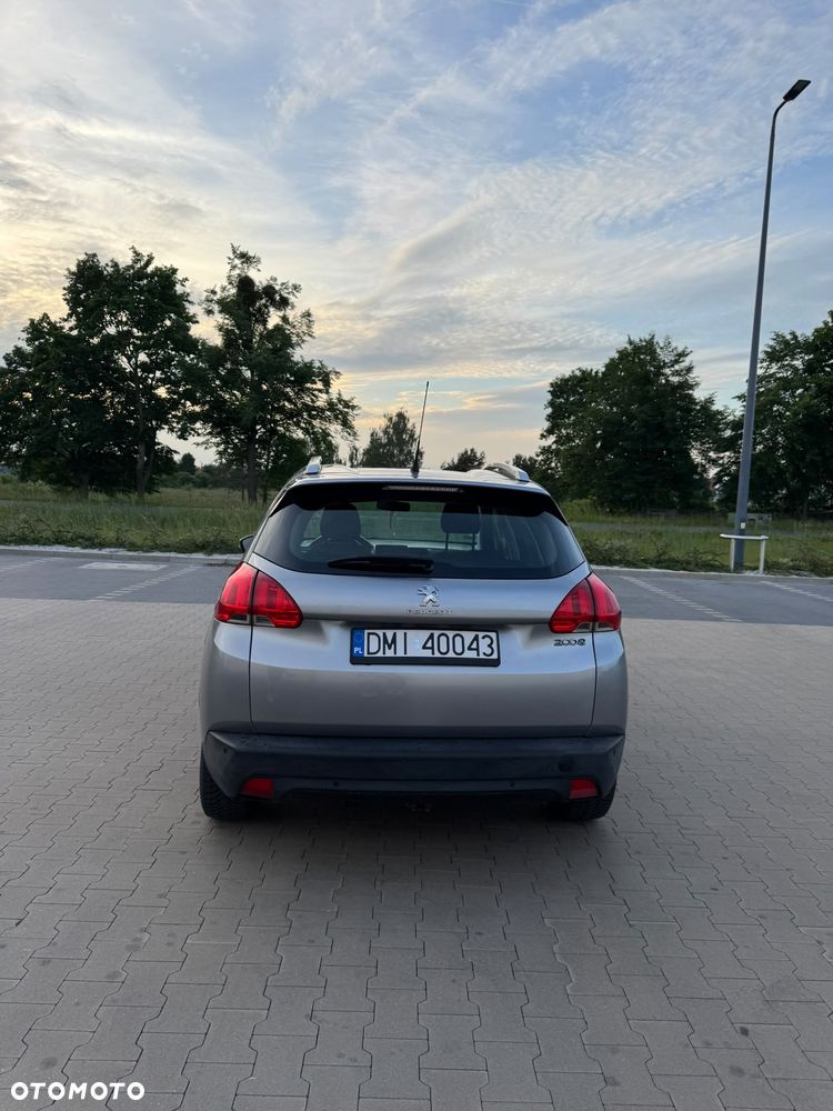 Peugeot 2008 1.6 e-HDi Style S&S - 7