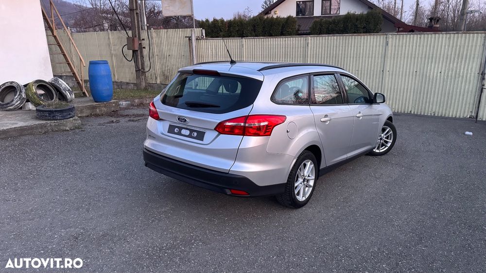 Ford Focus 1.5 TDCi DPF Start-Stopp-System Business - 3