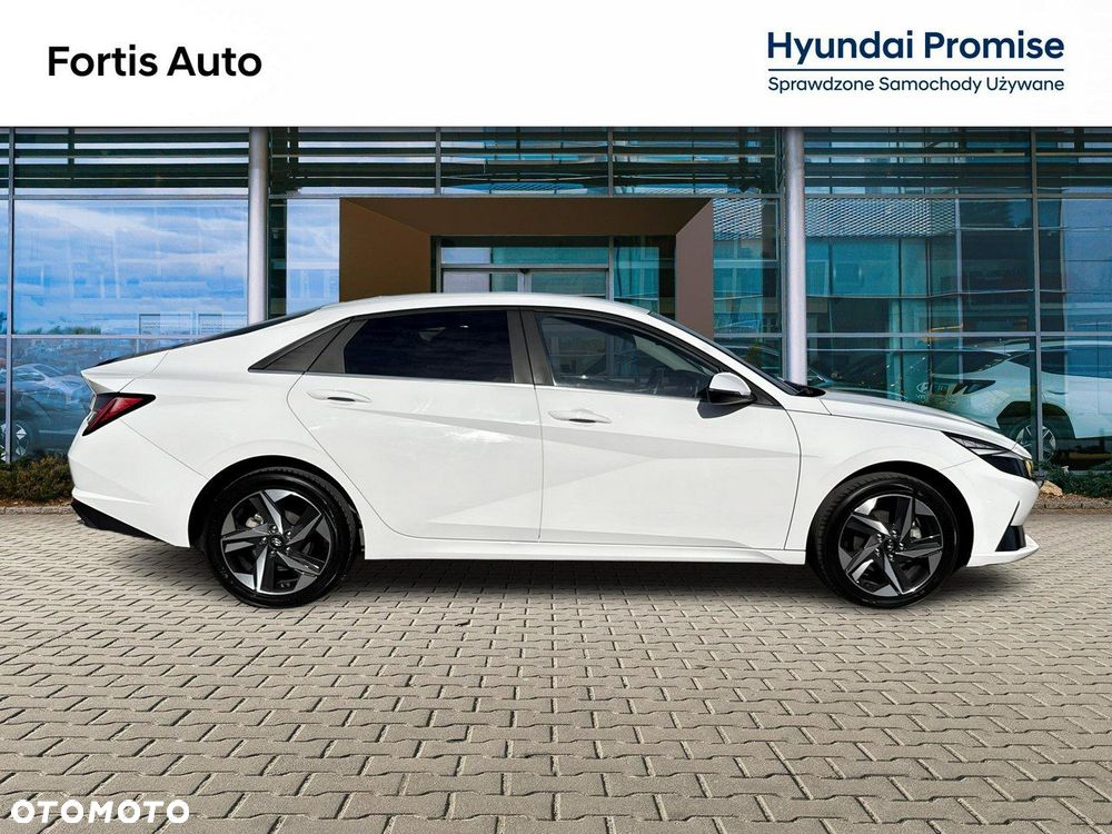 Hyundai Elantra 1.6 Smart - 6