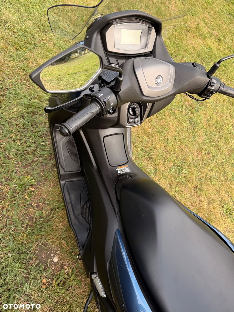 Yamaha NMAX - 3