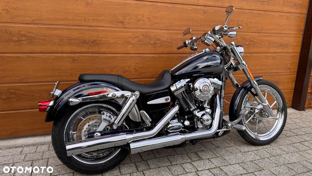 Harley-Davidson Dyna - 12