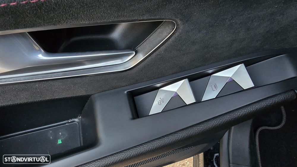 DS DS7 Crossback - 54