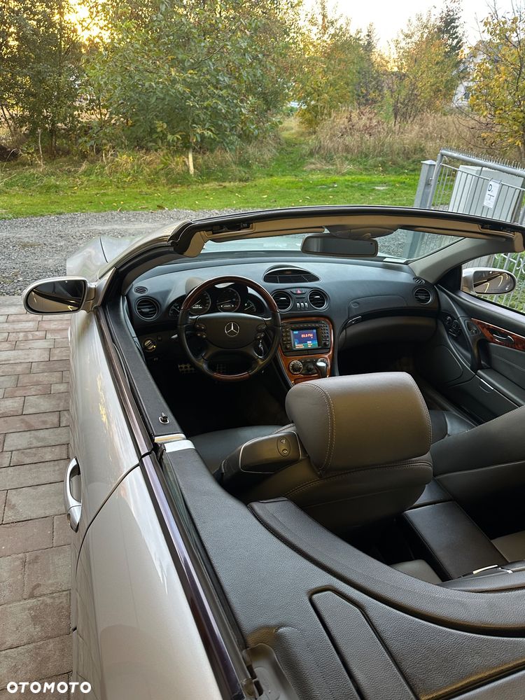 Mercedes-Benz SL 500 - 10