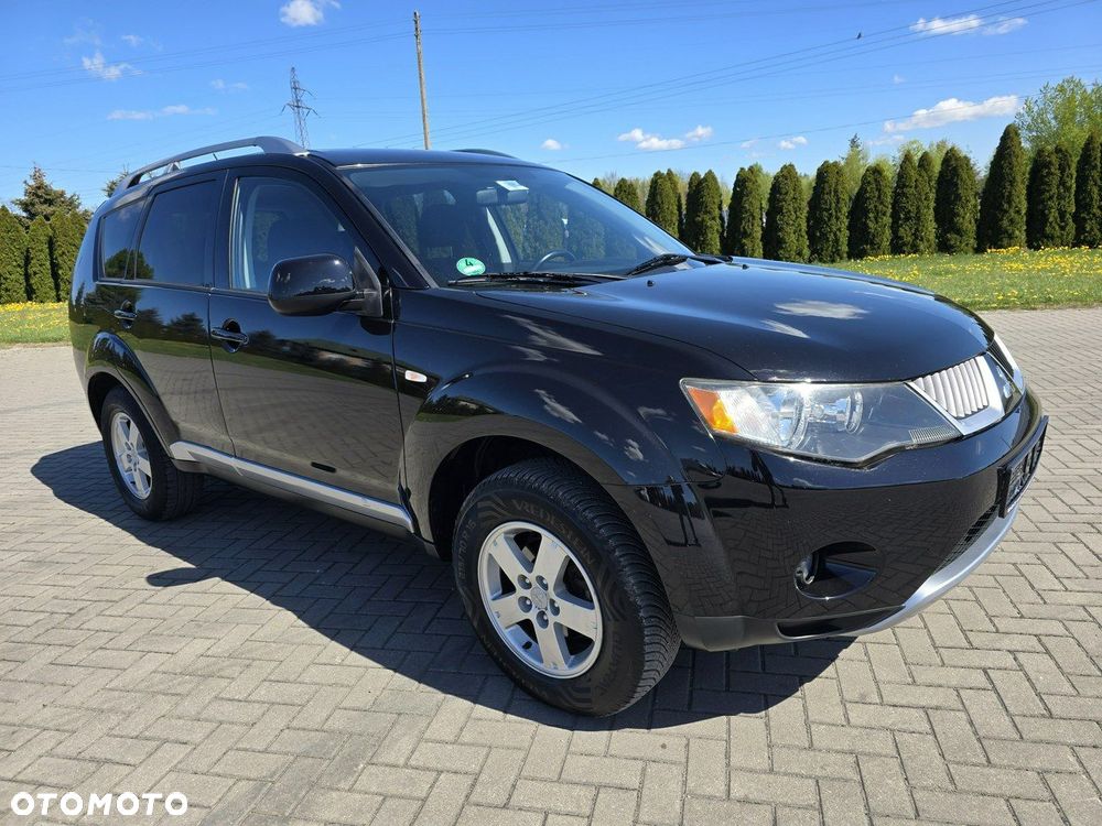 Mitsubishi Outlander - 4