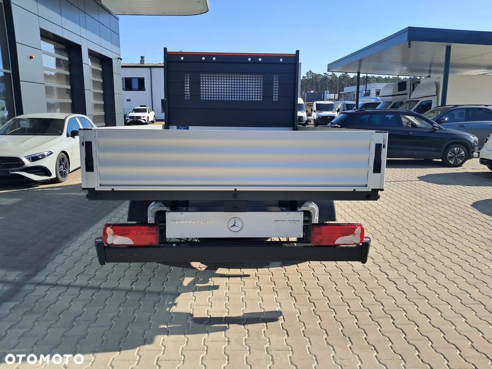 Mercedes-Benz Sprinter - 7