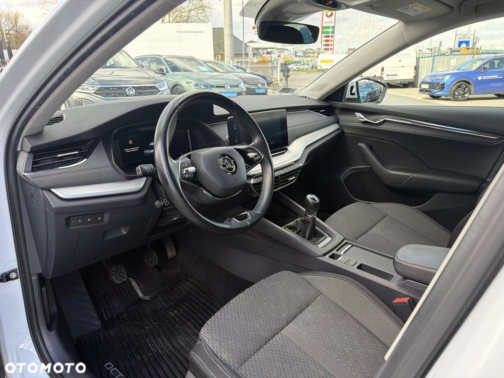 Skoda Octavia 1.5 TSI ACT Style - 9