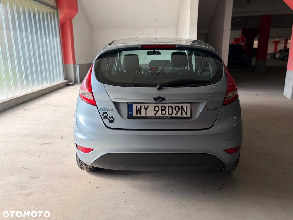 Ford Fiesta 2009 photo 4