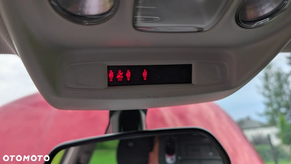 Citroën C4 HDi 90 Selection - 21