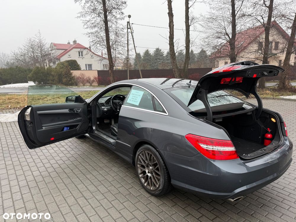 Mercedes-Benz Klasa E 350 CDI DPF BlueEFFICIENCY 7G-TRONIC Avantgarde - 3