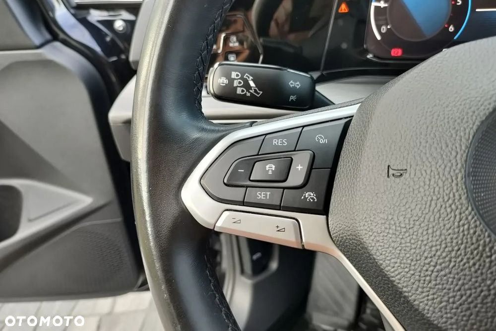 Volkswagen Golf VIII 2.0 TDI Style - 22