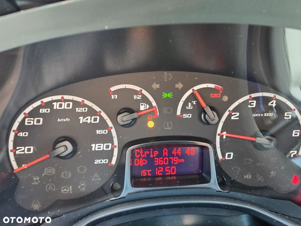 Ford KA 1.2 Titanium EU5 - 17
