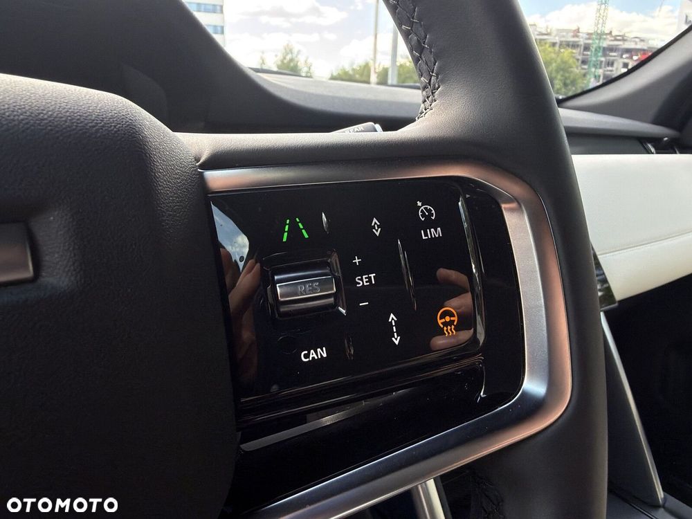Land Rover Discovery Sport - 22