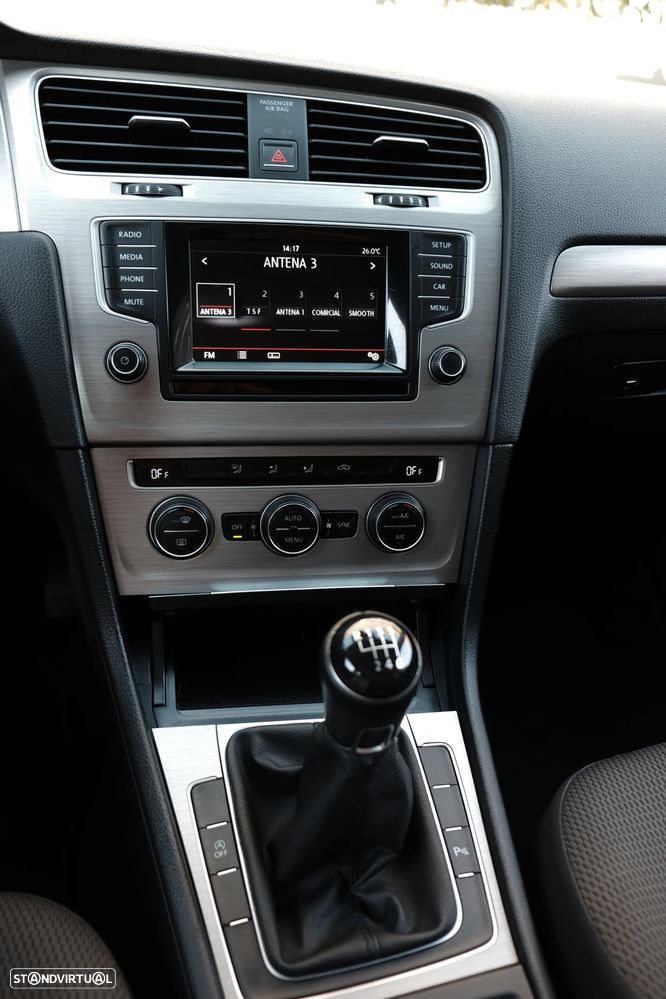 VW Golf Variant 1.6 TDi BlueMotion Confortline - 10