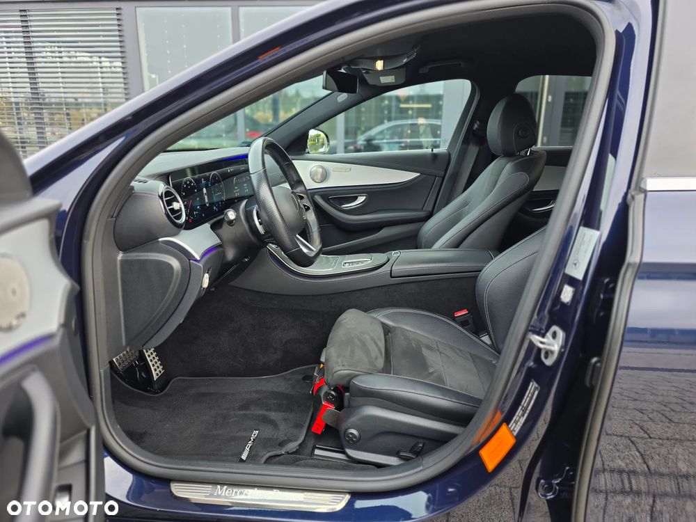 Mercedes-Benz Klasa E 220 d 4-Matic Avantgarde - 26
