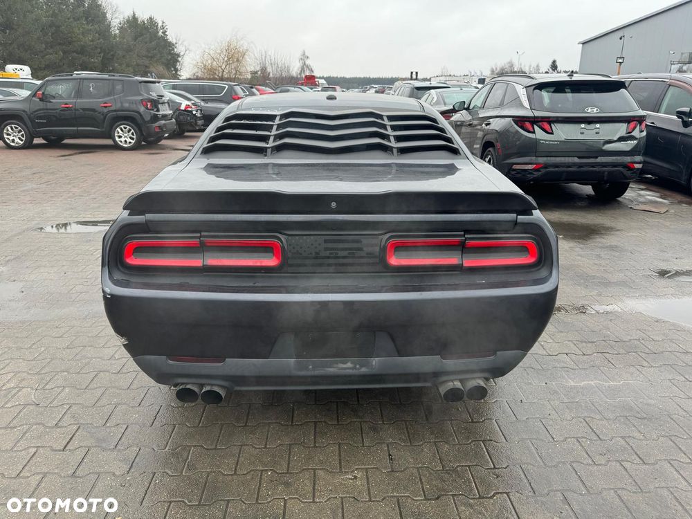 Dodge Challenger Automatik SXT Plus - 4