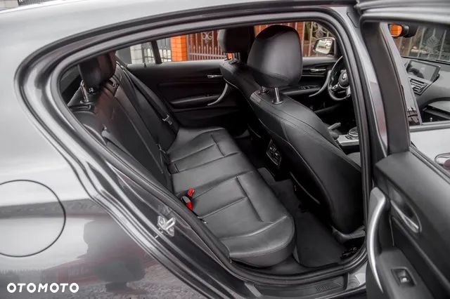 BMW Seria 1 M135i xDrive - 22