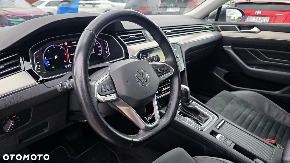 Volkswagen Passat 2.0 TDI Business DSG - 15