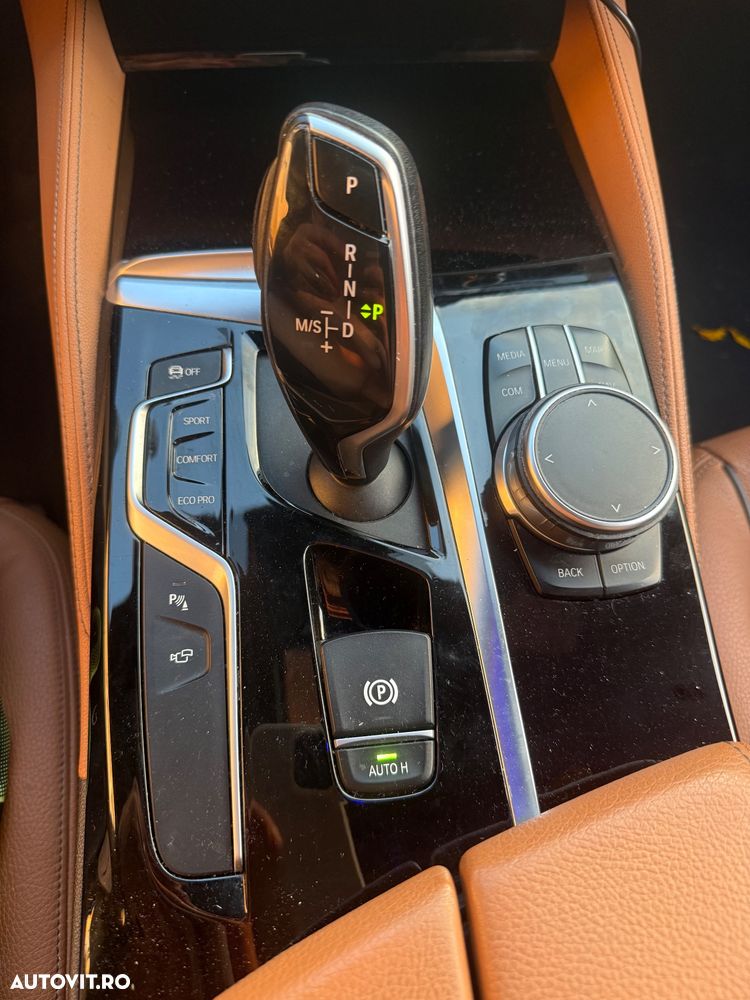 BMW Seria 5 520d xDrive Aut. Luxury Line - 18